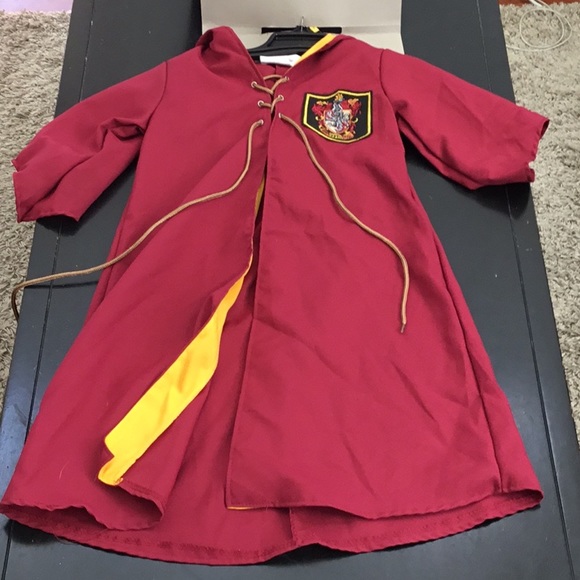 NWT Gryffindor Quidditch Robe - Picture 2 of 8